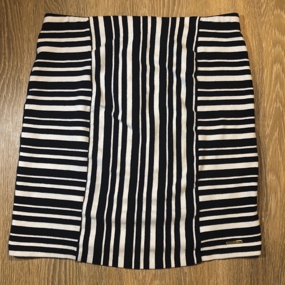 Anne Klein Dresses & Skirts - Anne Klein Striped Skirt, Navy & White